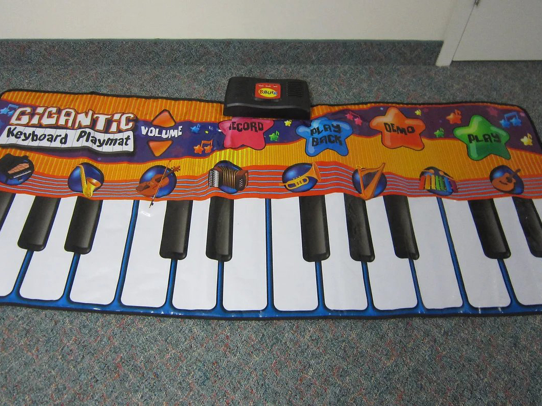 MFLM Room Slide 5